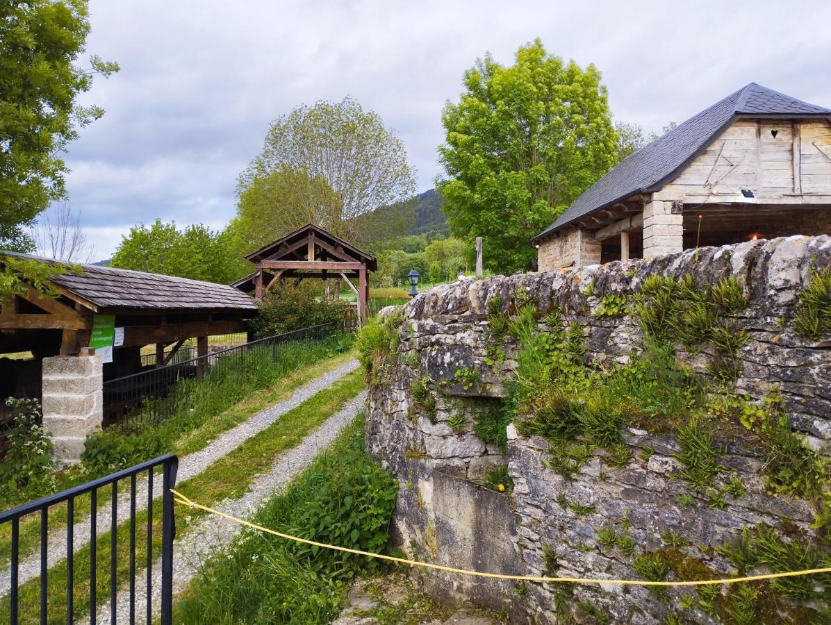 Chambres D'Hotes Le Moulin D'Auxillac La Canourgue Quarto foto
