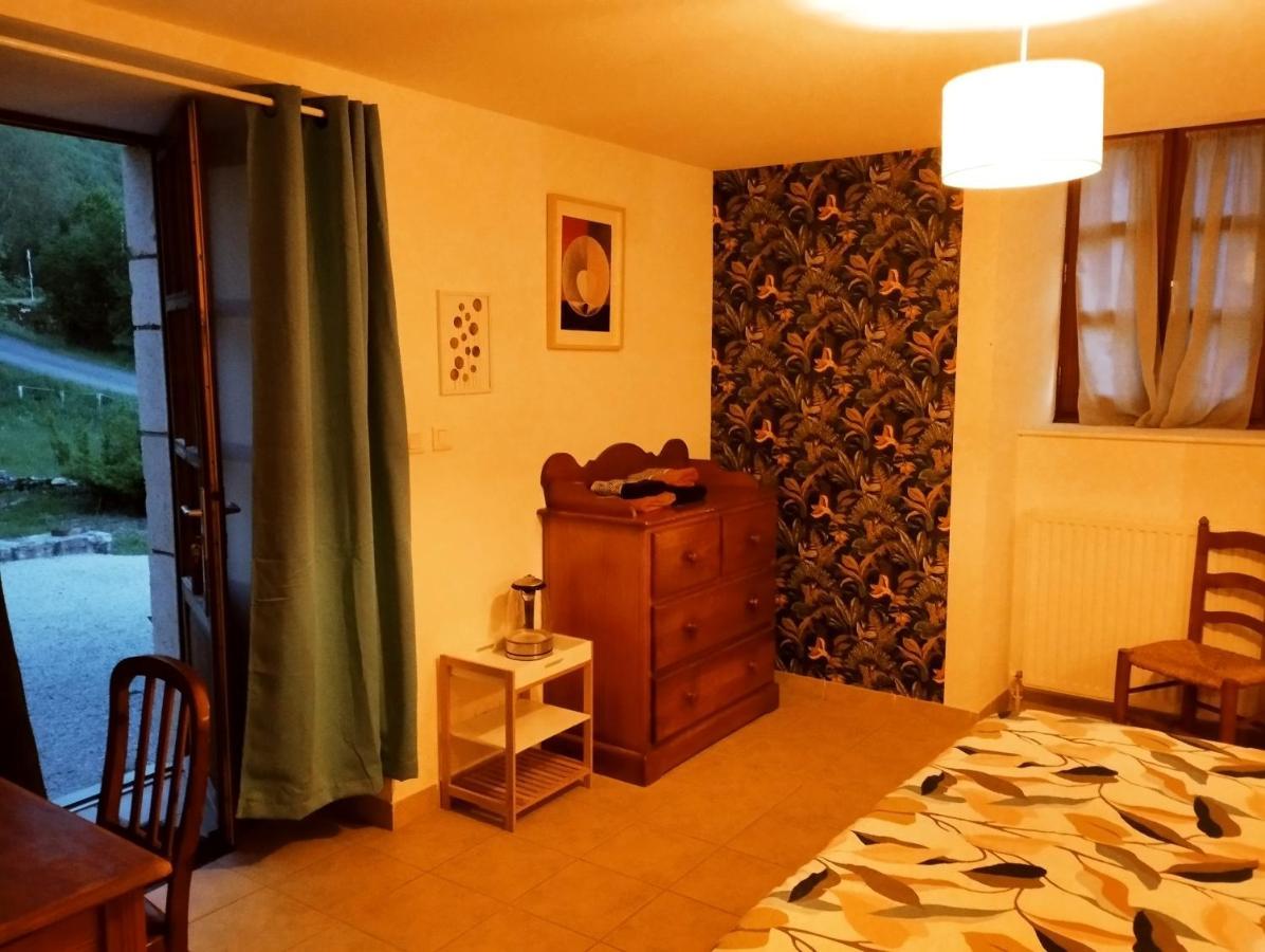 Chambres D'Hotes Le Moulin D'Auxillac La Canourgue Quarto foto